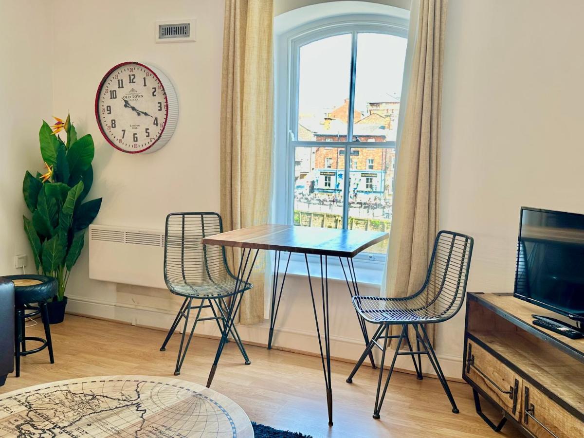 יורק Riverside Apartment At Woodsmill Quay מראה חיצוני תמונה