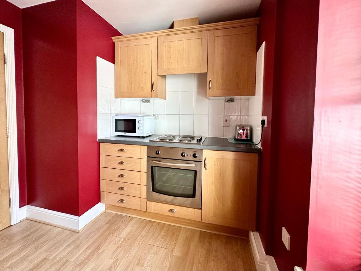 יורק Riverside Apartment At Woodsmill Quay מראה חיצוני תמונה