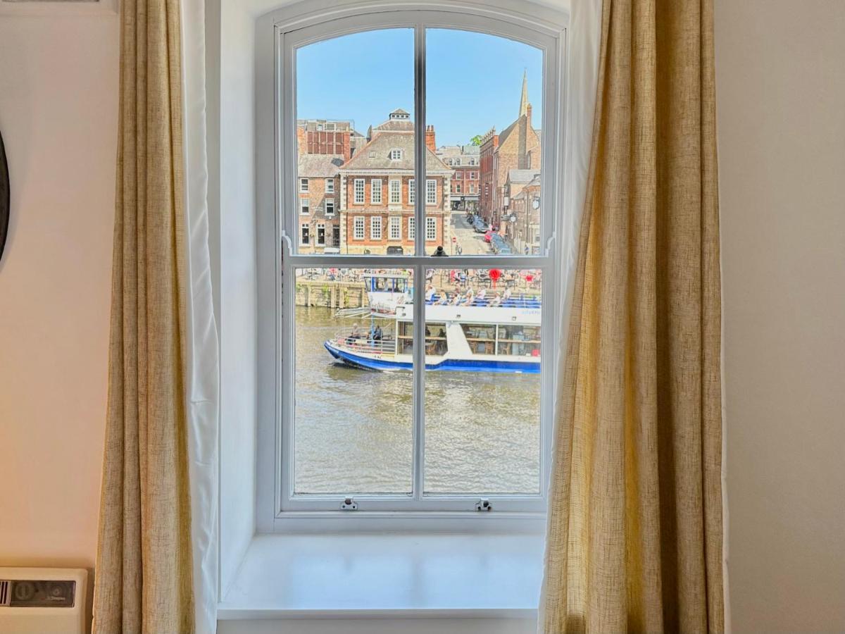 יורק Riverside Apartment At Woodsmill Quay מראה חיצוני תמונה